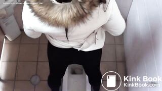 High reality of toilet voyeur