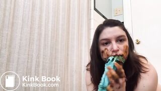 Panties full of shit and dildo