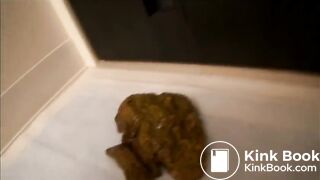 Milf Pooping for ALL