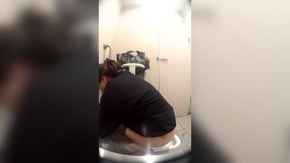 Japanese Ladies Poop & Pee