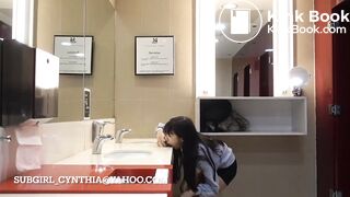 Lsg eats shit in public