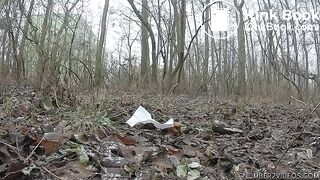 Shitting on some leaves