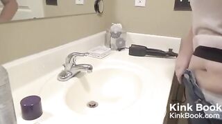 Chubby Lady Sink Diarrhea