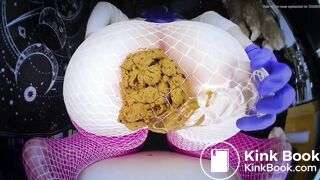 sweetbettypalour shits in fishnets+ dildo