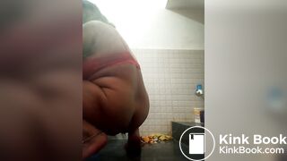 Desi bhabi popping