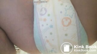 Gf does a soft poop in diapers