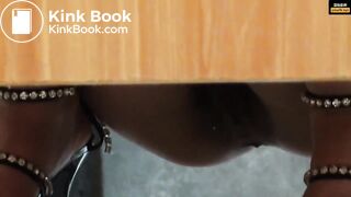 Girl Chinese pooping pis toilet.FFT_022