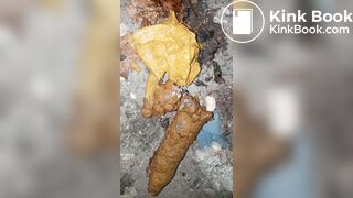 Ebony midnight poop at the bush