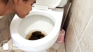 Eating my dirty toilet after pooing⁤