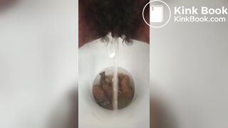 Cagando gostoso - video 9