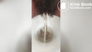 Cagando gostoso - video 9