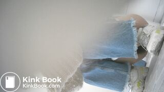 girl toilet voyeur part1