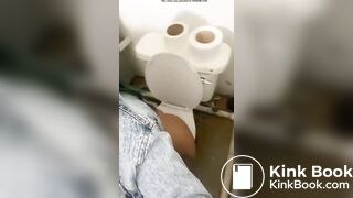 Girl poop - video 59