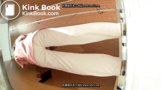 Girls asian pooping piss toilet.MML_014