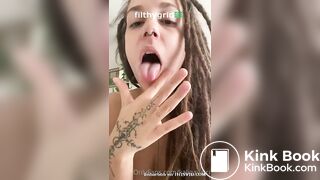 Alternative girl takes a nice vegan shit