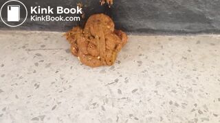 Korean girl pooping on the stairs