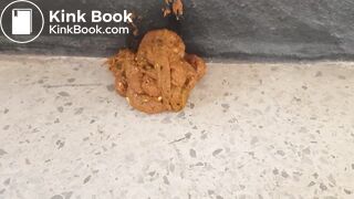 Korean girl pooping on the stairs