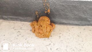 Korean girl pooping on the stairs