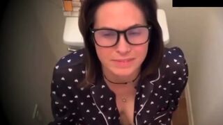 Girl pooping toilet - video 19