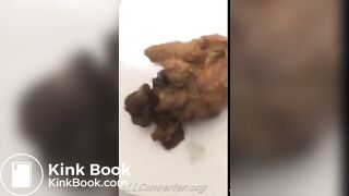 girl pooping on white napkin