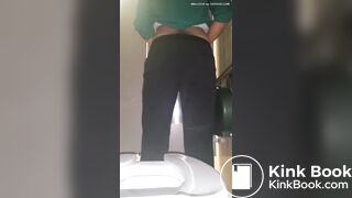 Sexy girl poop on toilet