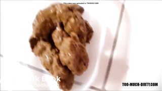 Breakfast for toilet pig 9