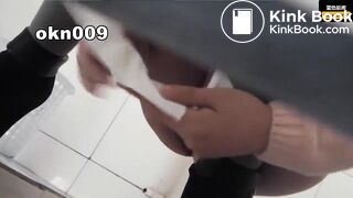 Girl Chinese pooping pis toilet.DJJ_028