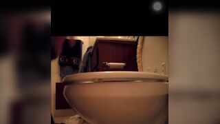 Cute girl pooping - video 29