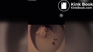 Cute girl pooping - video 29