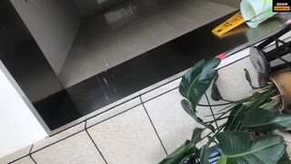 Chinese toilet - video 135