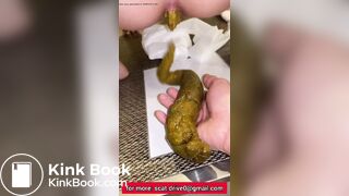 Girl Make Poop