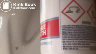 Woman desperate big dump