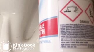 Woman desperate big dump