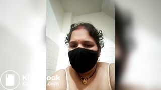 My sex partner pooping