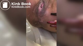 Ebony Girl Quick Shit