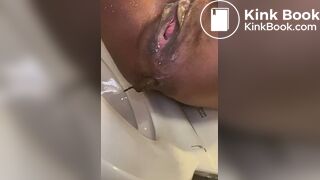Ebony Girl Quick Shit