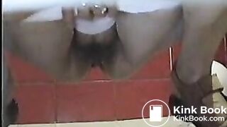 pooping toilet - video 3