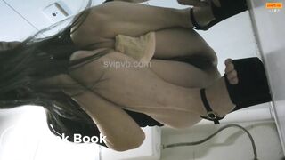 Girl Chinese pooping pis toilet.T10 - video 2