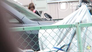 Woman with no paper uses garbage to wipe pussy [PM105]