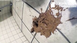 japanese girl standing poop