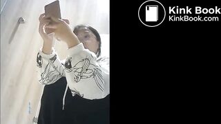 Girl Chinese pooping pis toilet.T01
