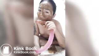 Scat thai girl plays with her own shit part 2