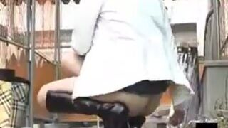Japanese pooping - video 116