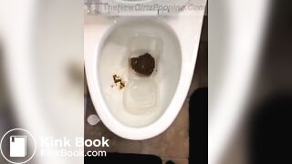 Delicious Butt pooping