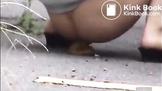 Shit! Nothing to wipe with! (3)