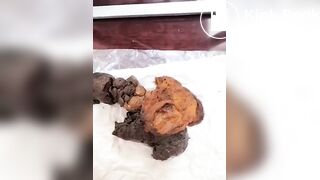 Nice poop for Chinese teen