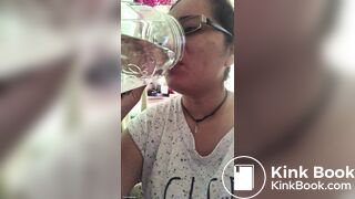 (HOLY GRAIL 8) latinas vs 6 laxative