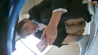Girl Chinese pooping pis toilet.LLk_14