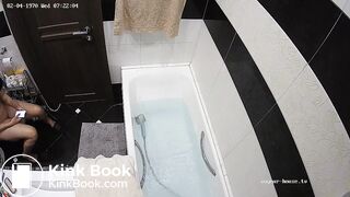 Woman pooping in Toilet 310