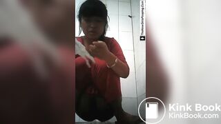 Cute chinese pooping - video 2